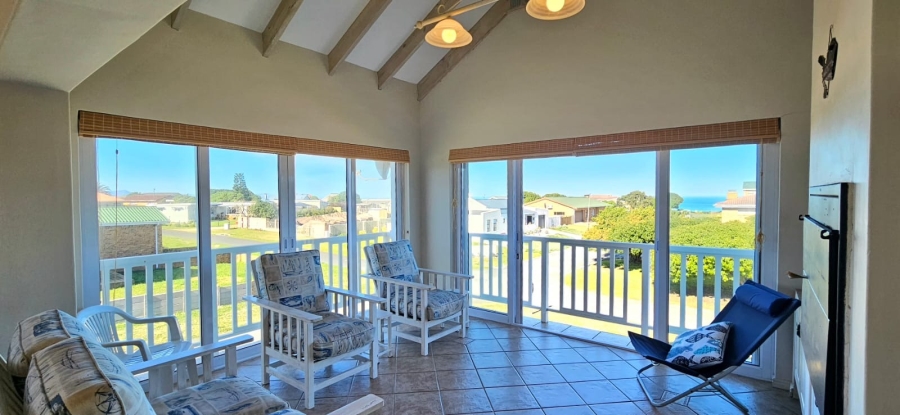 3 Bedroom Property for Sale in Franskraal Western Cape